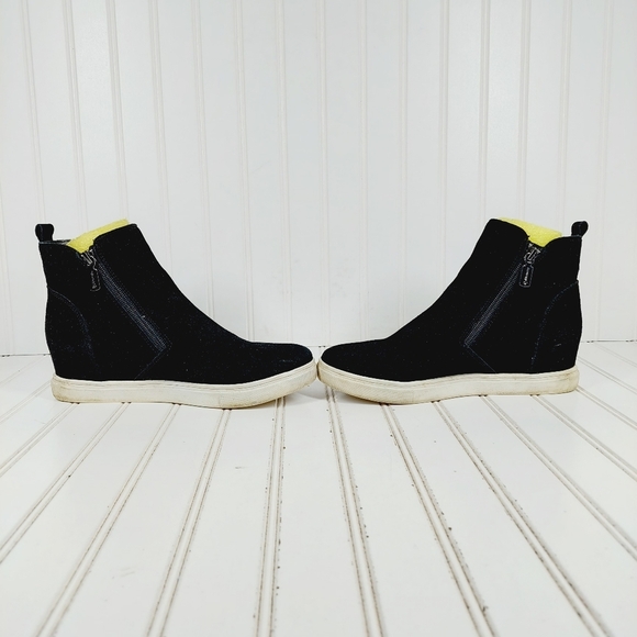 Blondo Black Giselle Suede Waterproof Zip Up Ankle Boots i1007 - Picture 7 of 11